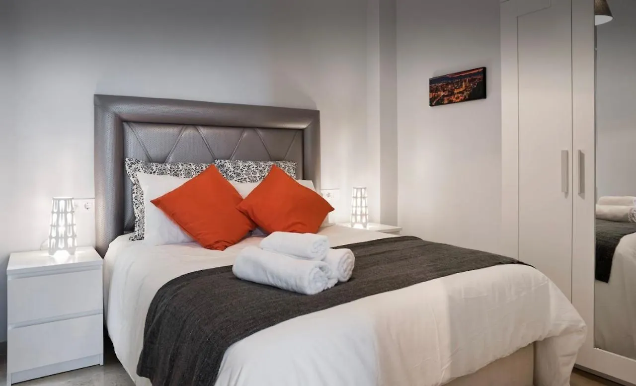 Malagueta Beach House Apartment Malaga